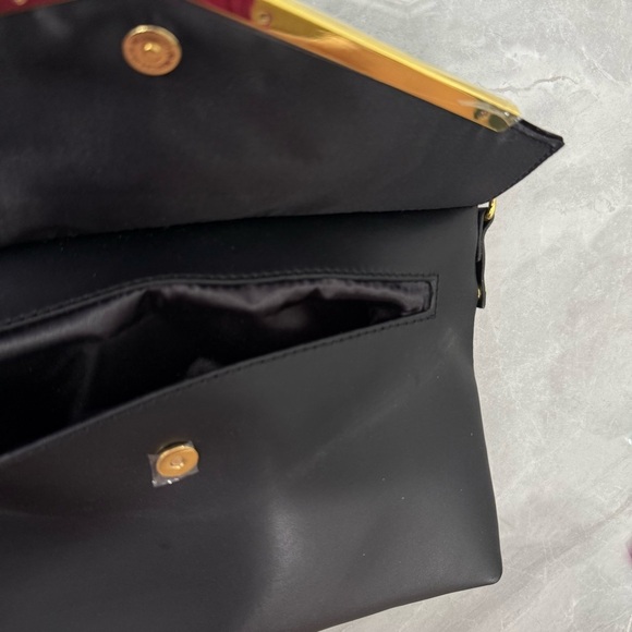 NWOT Joy & Iman Leather Velvet Clutch Crossbody Strap Purse Zipper Closure Bag - Picture 6 of 15